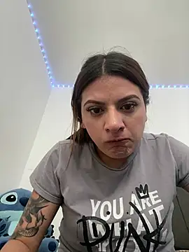 Abril Squirt online show from May 9, 4:54 pm