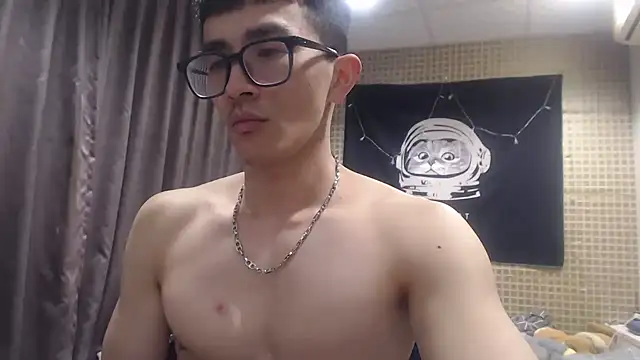 Snapshot of Stevenjt chatting on March 11, 3:06 pm Stevenjt online show from March 11, 3:06 pm