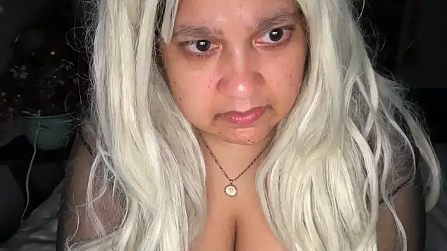 Snapshot of MelanieFawker chatting on September 20, 12:10 pm MelanieFawker online show from September 20, 12:10 pm