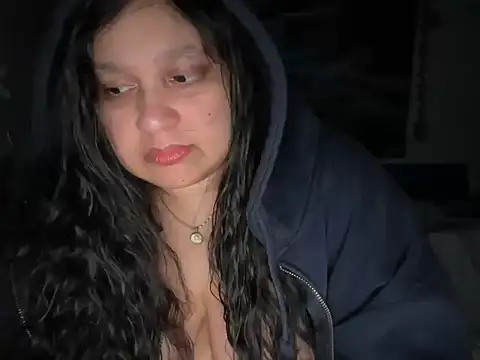 MelanieFawker online show from March 9, 12:41 pm