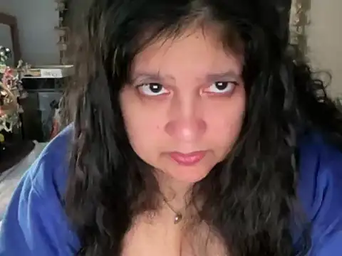 MelanieFawker online show from November 10, 3:50 pm