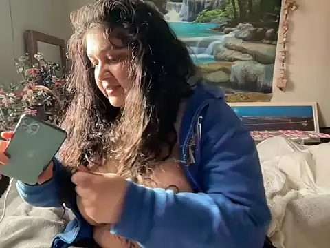 MelanieFawker online show from November 2, 3:50 pm