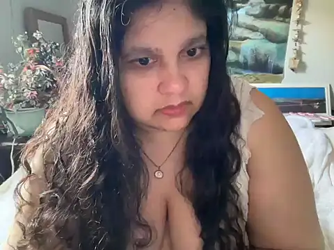 MelanieFawker online show from November 17, 10:58 pm