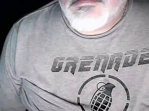 Snapshot of cashot58 chatting on October 13, 5:14 pm cashot58 online show from October 13, 5:14 pm
