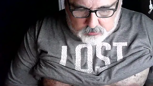 Snapshot of cashot58 chatting on June 2, 5:02 pm cashot58 online show from June 2, 5:02 pm