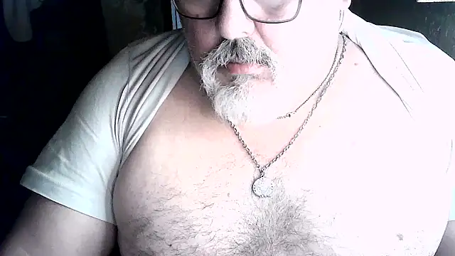 Snapshot of cashot58 chatting on June 25, 11:04 am cashot58 online show from June 25, 11:04 am