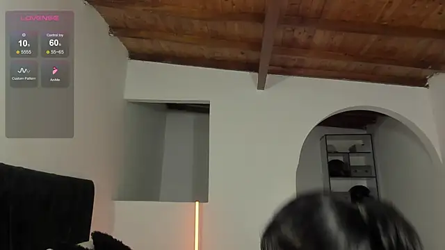 Alanna House1 online show from January 18, 11:19 pm