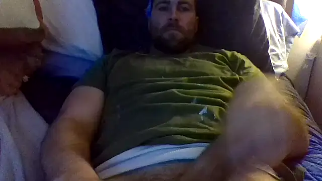 jwiththethickone413 online show from March 18, 4:40 am
