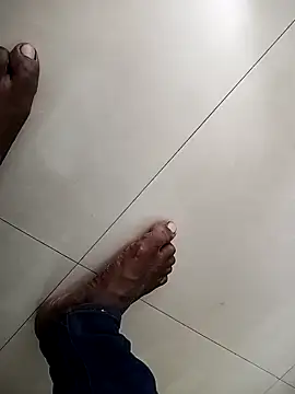 Snapshot of Tamil_boy_age28 chatting on October 27, 10:27 am Tamil boy age28 online show from October 27, 10:27 am