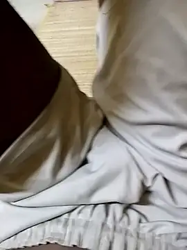 Tamil boy age28 online show from January 13, 5:00 am