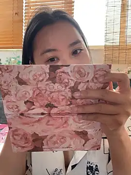 Eliza-E online show from March 8, 4:05 am