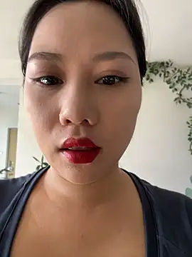 Eliza-E online show from May 26, 12:09 am