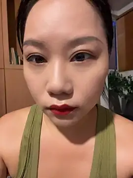 Eliza-E online show from June 28, 11:27 am