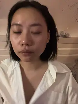 Eliza-E online show from February 1, 10:41 pm