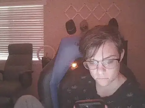 KaliSnow199623 online show from February 15, 1:31 am