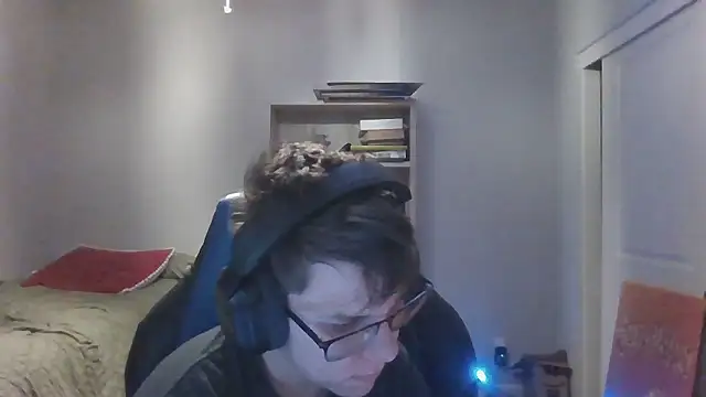 KaliSnow199623 online show from January 12, 1:56 am