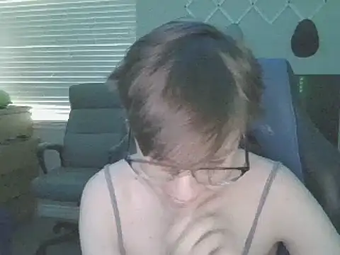 KaliSnow199623 online show from February 14, 12:19 am