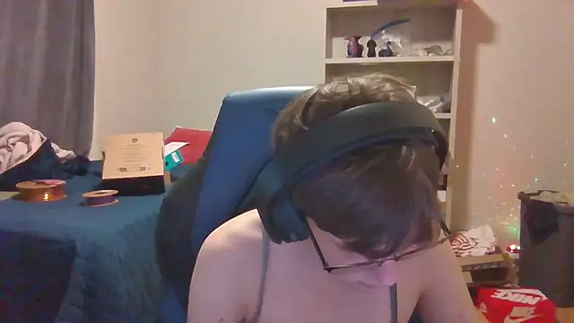 KaliSnow199623 online show from November 8, 5:00 am