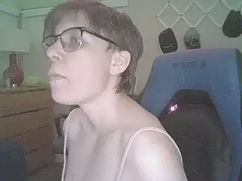 KaliSnow199623 online show from January 19, 4:12 am