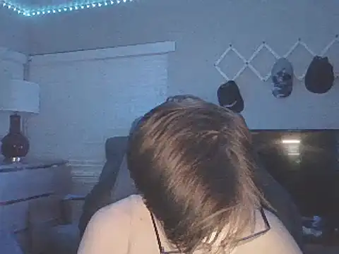 KaliSnow199623 online show from January 15, 1:34 am