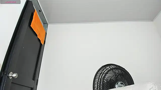 miasoldatty online show from July 9, 9:43 am