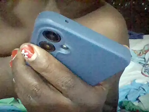 missarpie online show from November 11, 6:25 pm