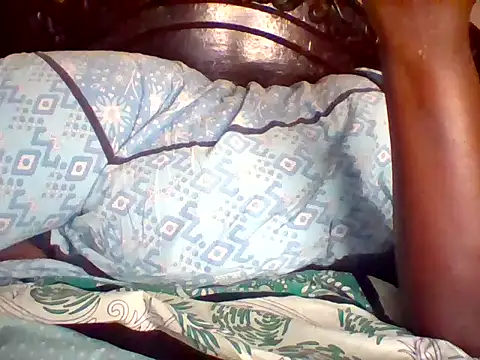 missarpie online show from April 3, 8:26 pm