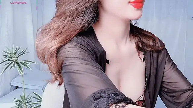 I Am Boo online show from June 27, 5:13 am