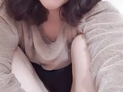 Pink cream online show from February 16, 2:21 pm