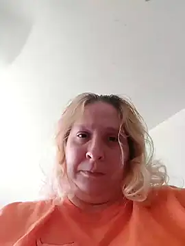 Snapshot of Icedcoffee2024 chatting on May 26, 5:22 pm Icedcoffee2024 online show from May 26, 5:22 pm