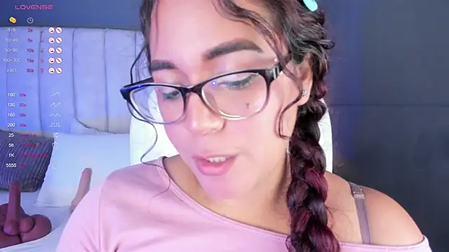 Snapshot of MelissaKarterrs chatting on February 26, 3:10 pm MelissaKarterrs online show from February 26, 3:10 pm