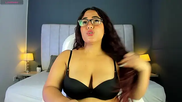 Snapshot of MelissaKarterrs chatting on March 13, 12:13 pm MelissaKarterrs online show from March 13, 12:13 pm