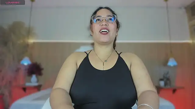 Snapshot of MelissaKarterrs chatting on July 15, 12:12 pm MelissaKarterrs online show from July 15, 12:12 pm