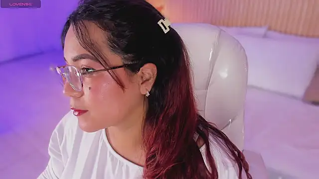 MelissaKarterrs online show from May 13, 12:01 pm