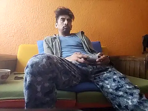 Angel Coronel online show from February 17, 10:05 pm