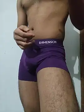 Snapshot of Lust_boy_Navi chatting on December 19, 5:15 pm Lust boy Navi online show from December 19, 5:15 pm