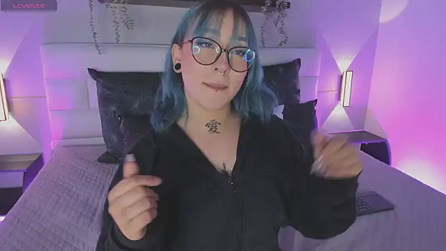 sofi bakerr online show from January 10, 11:49 am