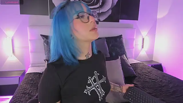 Snapshot of sofi_bakerr chatting on October 25, 11:42 am sofi bakerr online show from October 25, 11:42 am