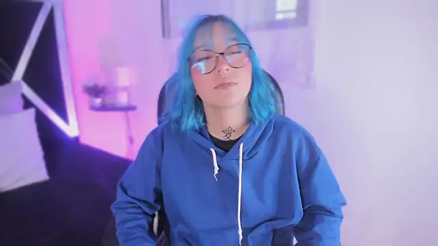 Snapshot of sofi_bakerr chatting on October 27, 11:33 am sofi bakerr online show from October 27, 11:33 am