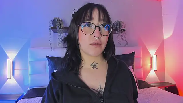 sofi bakerr online show from March 10, 11:36 am