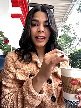 Snapshot of DaryRos chatting on November 20, 3:12 pm DaryRos online show from November 20, 3:12 pm