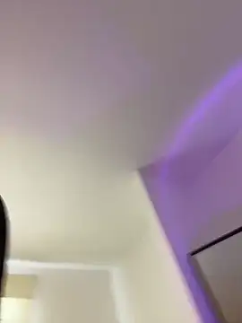 Snapshot of DaryRos chatting on March 17, 9:46 pm DaryRos online show from March 17, 9:46 pm