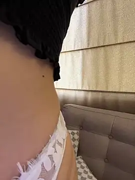 Snapshot of DaryRos chatting on December 16, 9:19 pm DaryRos online show from December 16, 9:19 pm