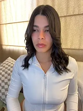 Snapshot of DaryRos chatting on November 17, 9:19 pm DaryRos online show from November 17, 9:19 pm