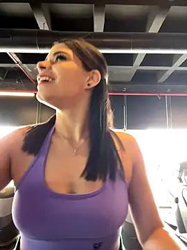 Snapshot of DaryRos chatting on September 23, 4:14 pm DaryRos online show from September 23, 4:14 pm