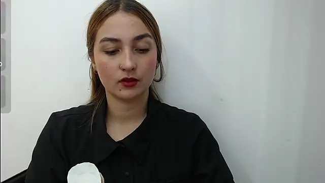 Snapshot of salome__lopez_ chatting on November 15, 5:17 pm salome lopez online show from November 15, 5:17 pm