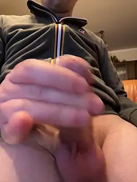 bookerr11 online show from February 5, 9:43 pm