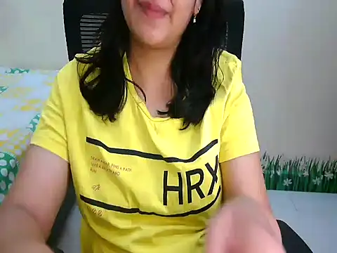 Inviting Aanya online show from November 11, 5:35 am