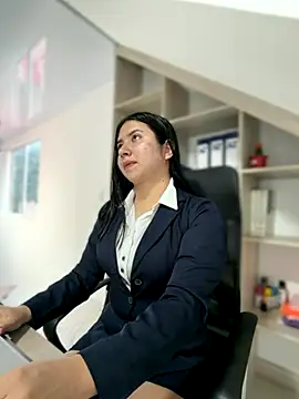 VAL PRINCESS online show from November 10, 9:09 pm