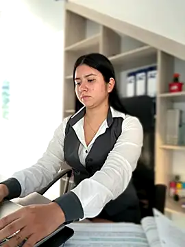 VAL PRINCESS online show from September 28, 10:17 pm